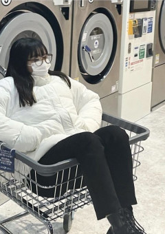 な に わ の ま ね 、高 嶺 さ ん　。