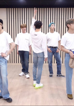 あの BTS の専属振付師にさせられたんですけど！？