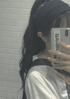 実は可愛い4軍女子は1軍男子に愛される．