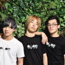 3人