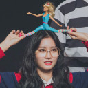 모모.