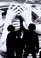 Love yourself 狂愛 .