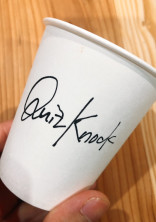 Q K 🎪