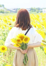 長 尾 の 彼 女 は 道 枝 担