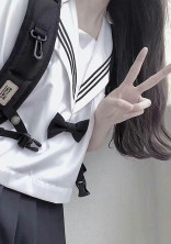言葉を話せない少女