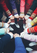 不良少女と13人の変な奴ら。