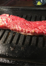 エッチな焼肉屋さん