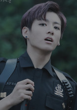 警察官と不良少女.