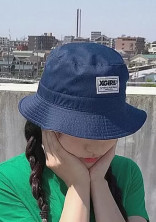変 態 少 女 .