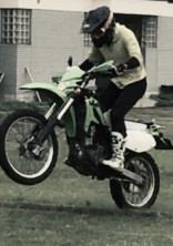 オフロードバイクなんか乗るんじゃ無かった。