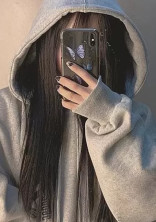 孤独な一匹狼と愛され者の恋のお話。