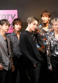 KAT−TUN&三代目&EXILE