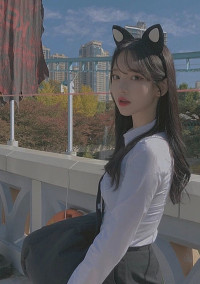 釜 山 女 子 .