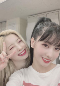 TWICE歌詞
