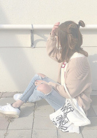 な に わ の ぱ り ぴ 。