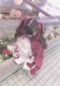 紅 一 点