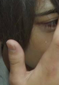 崩 れ る 関 係 。