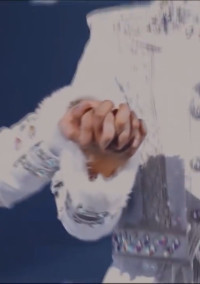 ヒトメ ボレ . . . ?