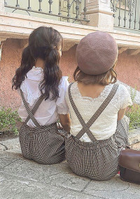普 通 の 女 子 高 生