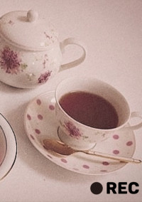 軍一の女教授が紅茶を飲む理由 em