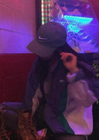 何であんたと…