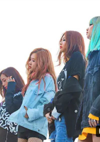 BLACK PINKがいる学校