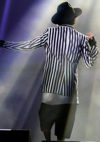 JIN AKANISHI'S LYRICS