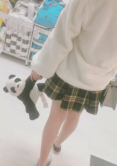 な に わ が ー る 。