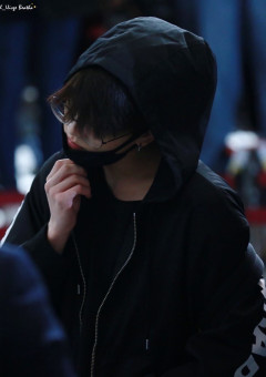 “ 先 生 , 宣 戦 布 告 し て い い で す か ”