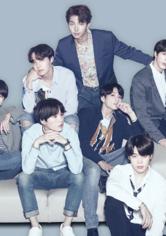 反日のボディーガード?!