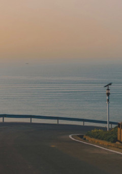 義姉達と禁断な恋をしてしまいます .