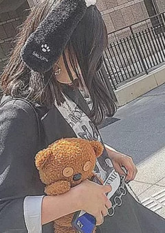 #も  も  🍑  ✨ の 部 屋