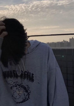 俺の彼女は、気難しいです。。