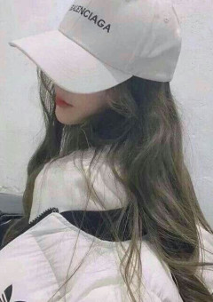 自称𝐉𝐨𝐡𝐧𝐲'𝐬紅一点(笑)