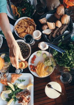 みんなでごはん