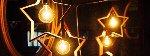 黄金色の蜂蜜さんの壁紙画像