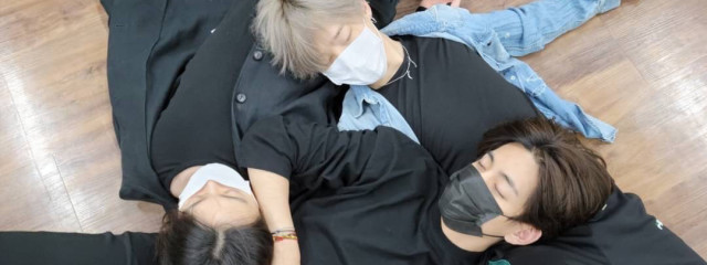 ⟭ 🐰칼집🐰 ⟬さんの壁紙画像