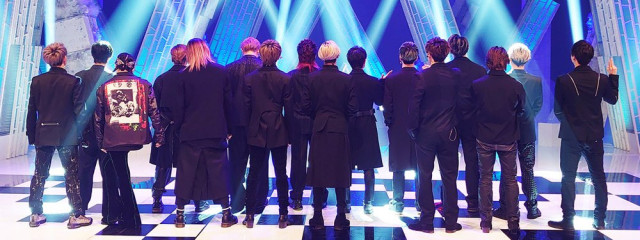 🥀🔪˚ 𝐧𝐢𝐡𝐚𝐫𝐚 ˚𓃟 ⚤暫く低浮上さんの壁紙画像