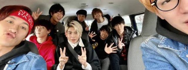 化けもののメガネさんの壁紙画像