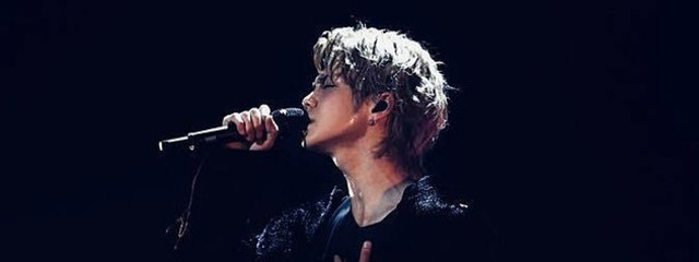 🐖🥀🔹ほくの赤髪🖤🥀さんの壁紙画像