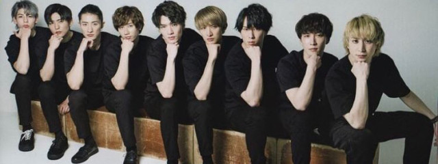 ニナさんの壁紙画像