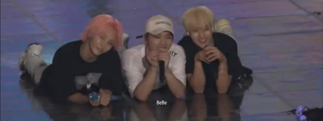 모    아さんの壁紙画像